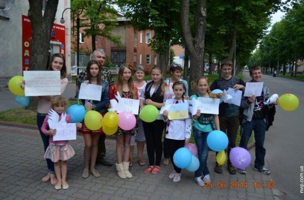 На Волині напекли пирогів українським військовим. ФОТО. ВІДЕО