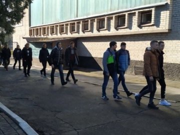 Призовники з Волині проходять медогляд. ВІДЕО