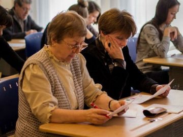 На Волині 66 переселенців отримали ваучери на навчання