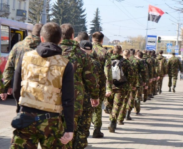 У Луцьку «Правий сектор» вшанував Шевченка ходою. ФОТО