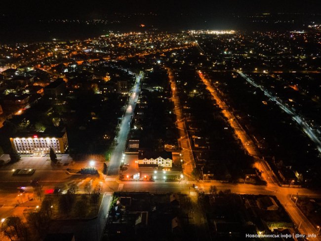 Вечірнє волинське місто показали з висоти пташиного польоту. ФОТО 