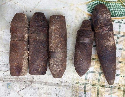 На Волині  знайшли цілий арсенал боєприпасів  