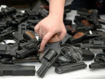 На Волині з квітня стартує місячник добровільної здачі зброї