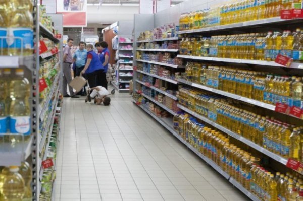 У супермаркет Львова запустили живих мишей, аби ті погризли російські товари. ФОТО. ВІДЕО