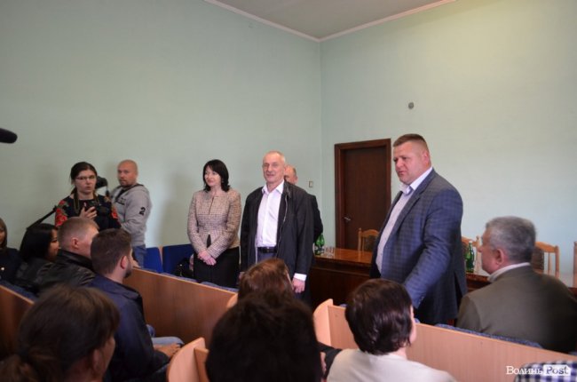 Не бурштином єдиним: чому Савченко їздив у Маневичі