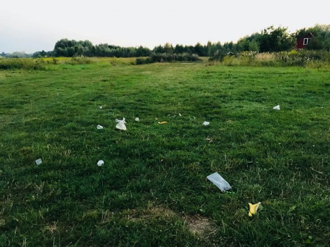 У Луцьку загидили берег Стиру. ФОТО