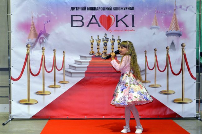 У Луцьку юні актори крокували червоною доріжкою та отримали свої «Оскари»