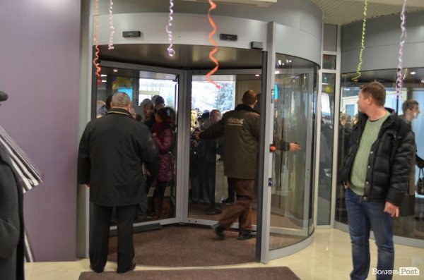 Відкрили луцький ЦУМ. ФОТО 