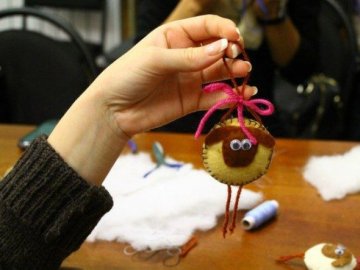 У Луцьку шитимуть іграшки, аби допомогти онкохворій малечі