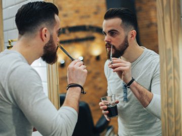 «Рости, борода, до пояса»: чого вартує бути ламберсексуалом у Луцьку