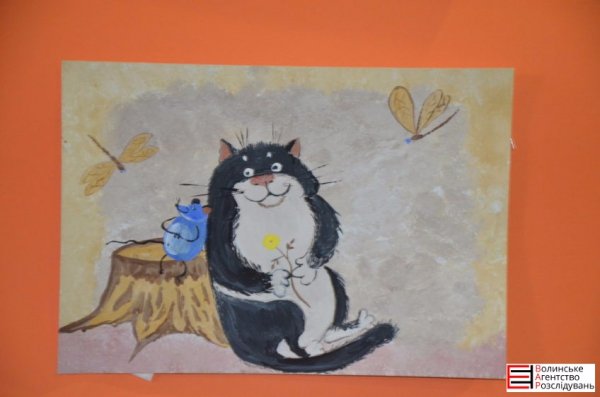 У Луцьку ‒ виставка-продаж картин заради особливих дітей. ФОТО