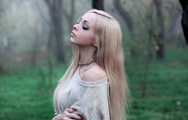 Довгоногій блондинці з України не дає спокою слава ляльки Барбі. ФОТО