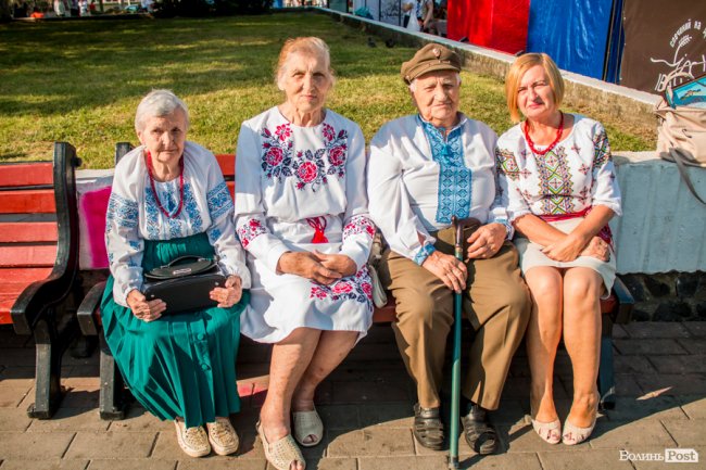 Луцьк у вишиванках. ФОТОРЕПОРТАЖ