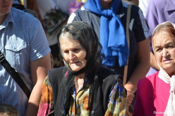 Як у Луцьку віряни відзначали Яблучного Спаса. ФОТО