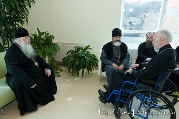 Ніфонт відвідав главу УПЦ у лікарні