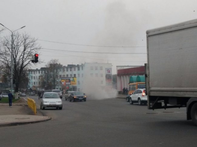 У Володимирі серед вулиці горів автомобіль