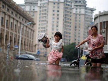 Повінь у Китаї: десятки жертв