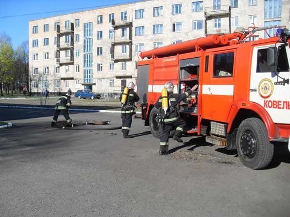 Ковельські рятувальники провели для ліцеїстів майстер-клас із цивільної оборони. ФОТО 