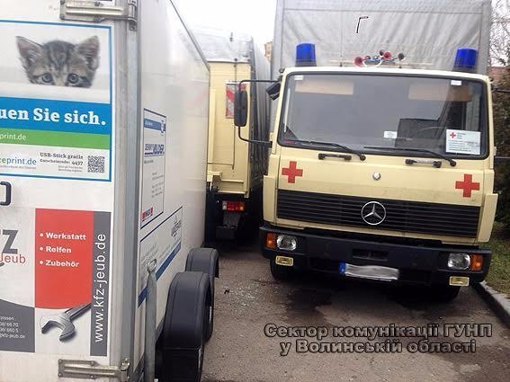 У Луцьку пограбували автомобілі з німецькою «гуманітаркою». ФОТО