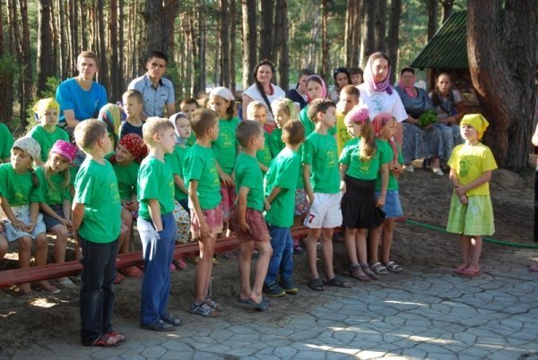  Як діти відпочивають у християнському таборі. ФОТО. ВІДЕО