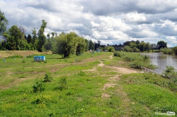 Пляж у Луцьку до купального сезону поки не готовий. ФОТО