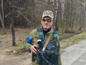 Волиняни навколішки зустріли Героя Анатолія Ціруту