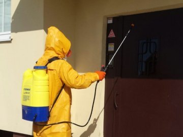 У місті на Волині провели дезінфекцію 30 житлових будинків