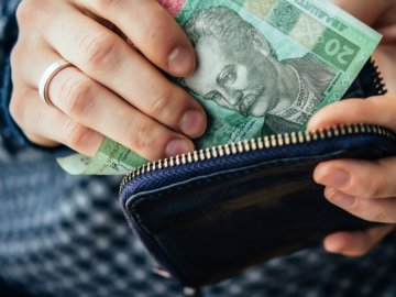 В Україні всі соцвиплати автоматично подовжили до кінця війни