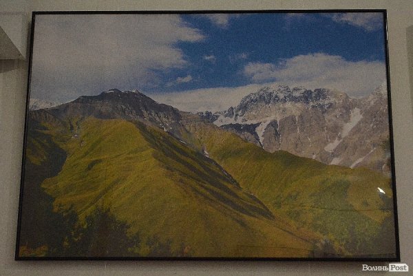 У Луцьку – фотовиставка Кавказьких гір. ФОТО