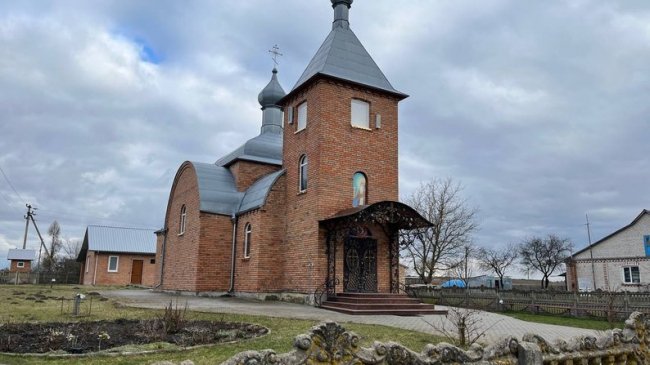 В окупації продовжував богослужіння українською: священник із Запоріжжя переїхав на Волинь