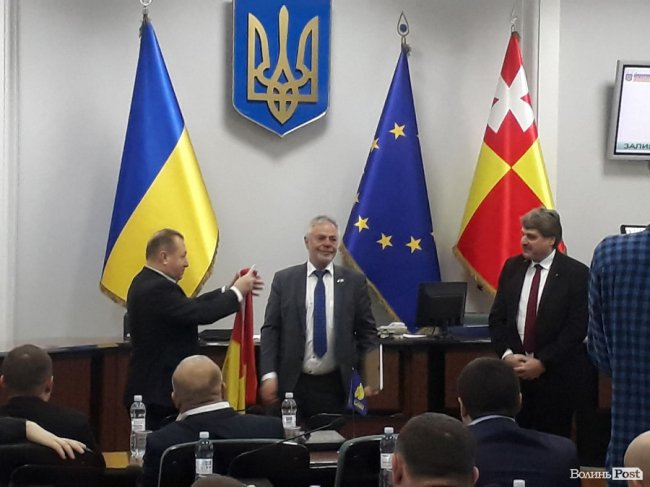 Луцьк нагородив грамотами німецьких політиків. ФОТО