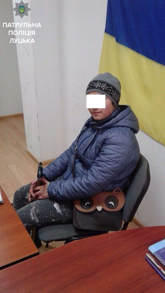 У Луцьку затримали двох шахрайок