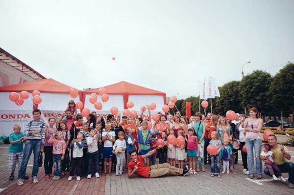 Honda влаштувала у Луцьку феєричне родинне свято. ФОТО*