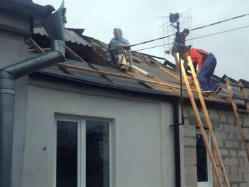 У Луцьку на ремонт будинків, пошкоджених внаслідок ракетного удару, виділили мільйон гривень