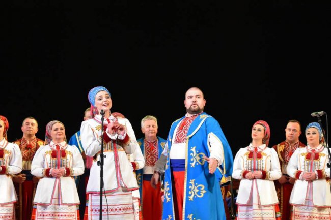 Артисток Волинського народного хору відзначили нагородами. ФОТО