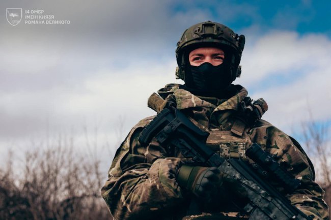 Волинські захисники. Фото воїнів 14-ї бригади