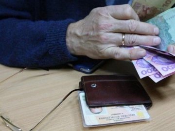 Пенсії та соцвиплати на період карантину будуть перепризначені автоматично 