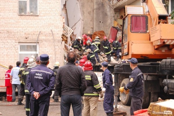 Обвал будинку в Луцьку. ФОТО
