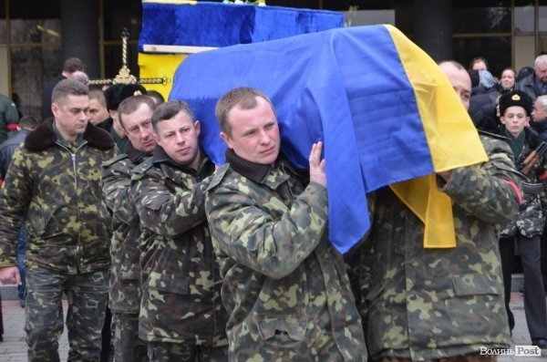 У Луцьку прощалися із двома загиблими бійцями АТО. ФОТО