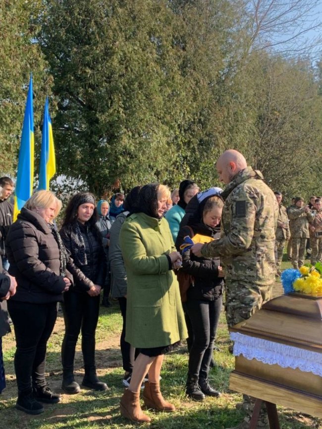 На Волині перепоховали Героя Івана Павлишина, який загинув сім місяців тому. ФОТО