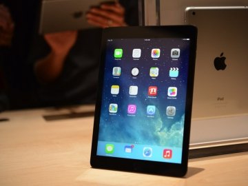 Співзасновник Apple розкритикував iPad