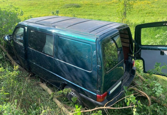 На Волині нетверезий водій злетів у кювет: є постраждалі. ФОТО