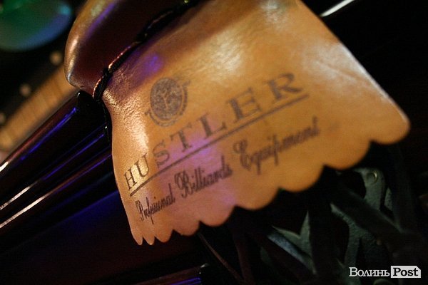 У Луцьку відкрили оновлений клуб «ХХІ століття». ФОТО