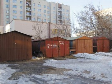 У Луцьку просять не зносити гаражі на території ОСББ