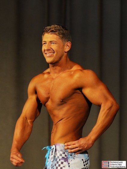 У Луцьку обирали найкращих бодібілдерів області. ФОТО