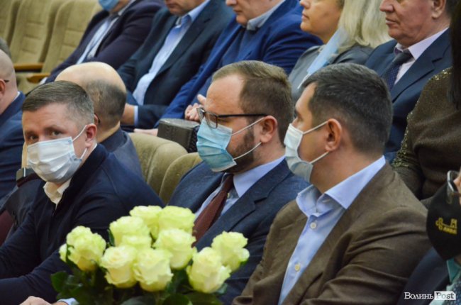 Знані гості і оберемки квітів: Ірину Вахович представили на посаді ректора ЛНТУ. ФОТО