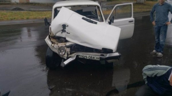 ДТП у Луцьку: від лобового зіткнення постраждало два авто. ФОТО