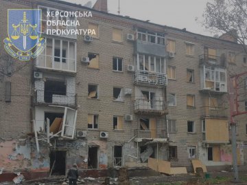 У річницю звільнення Херсона російські окупанти знову завдали ударів по місту