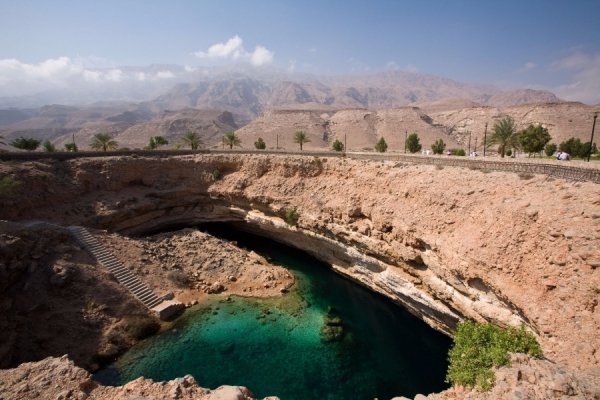 Дивовижність світу: захоплюючі карстові воронки. ФОТО