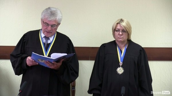 Підозрюваного у вбивстві Олеся Бузини знову взяли під варту. ФОТО